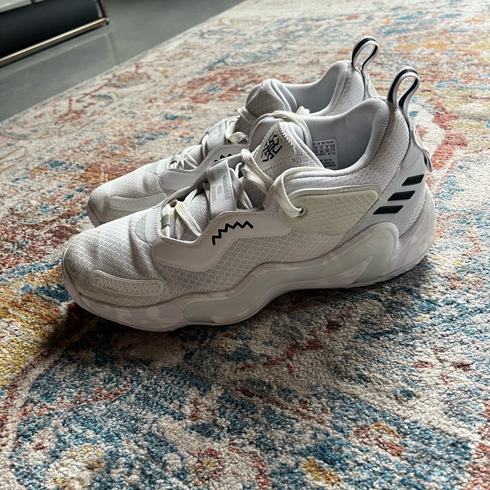 adidas D.O.N. issue 3 basketball shoes - men’s 10.5